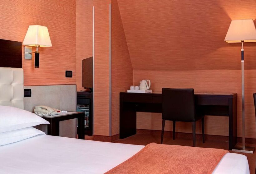 سوییت جونیور, Best Western Gorizia Palace