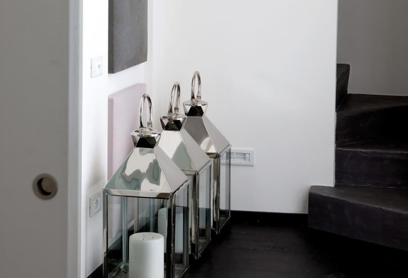 듀플렉스 스위트, Byron