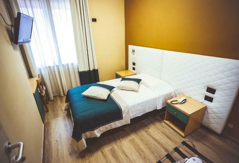 חדר סטנדרט יחיד, City