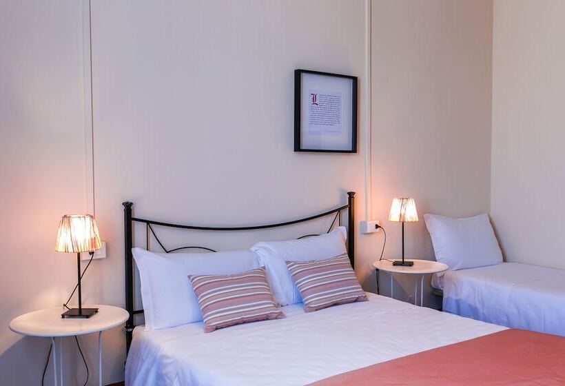 اتاق راحتی سه تخته, D Azeglio Firenze