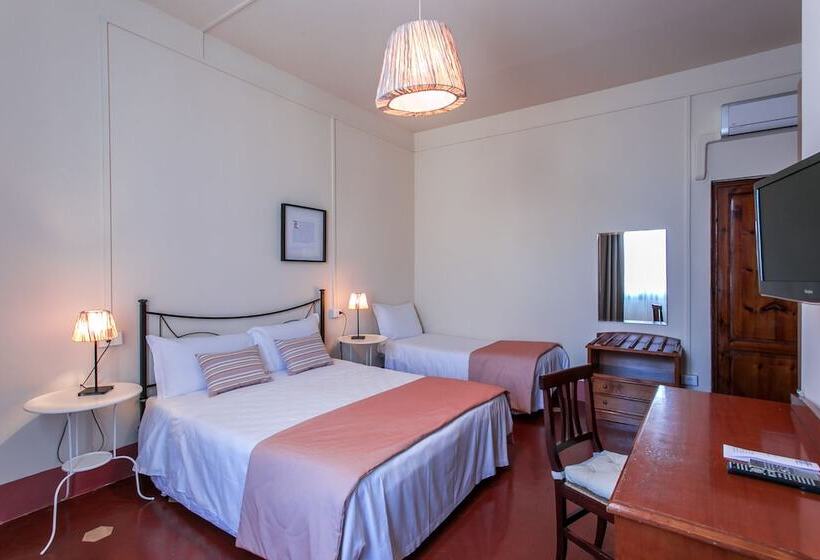 اتاق راحتی سه تخته, D Azeglio Firenze