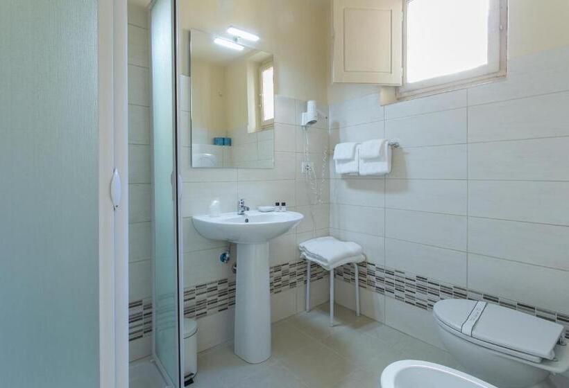 اتاق راحتی, D Azeglio Firenze