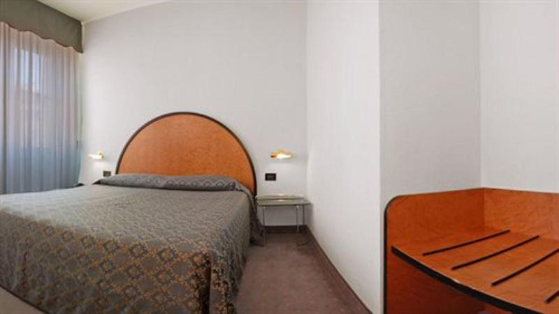 اتاق استاندارد, Delle Nazioni Milan