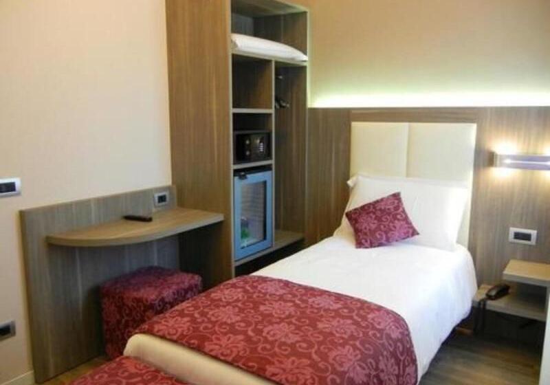 اتاق اجرایی یک تخته, Delle Nazioni Milan