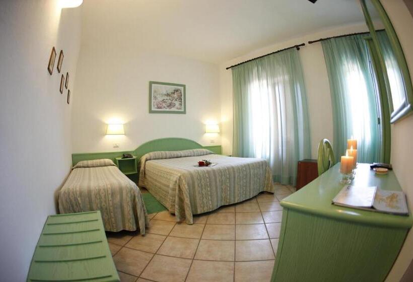 Triple Room Sea View, Galli Wellness & Spa