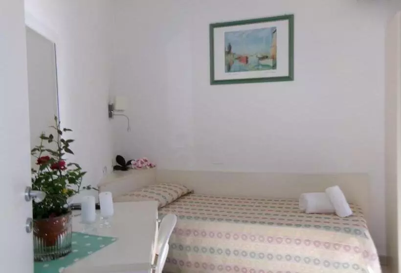 Standaard Vierpersoonskamer met Balkon, Galli Wellness & Spa