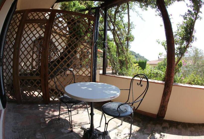 Номер Стандарт Вид на Сад, Galli Wellness & Spa