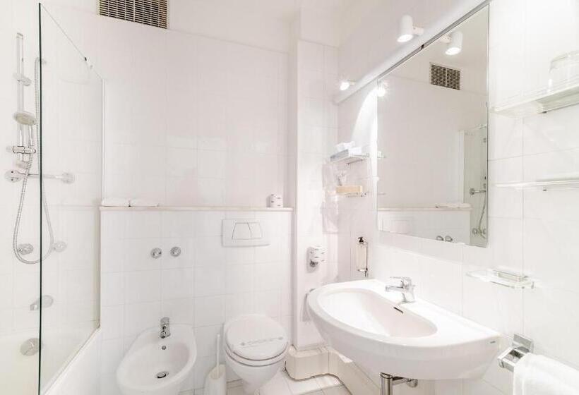 غرفة ملكية, Grand Hotel Don Juan