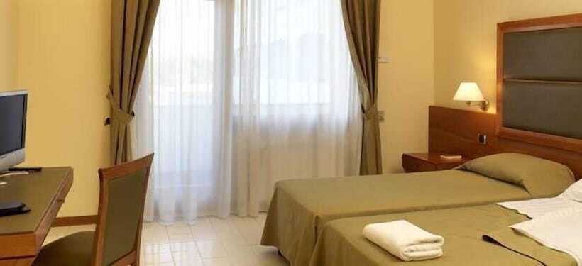 غرفة قياسية, Grand Hotel Don Juan
