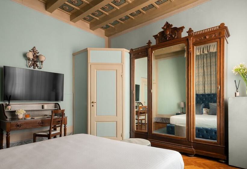 اتاق سوپریور, Loggiato Dei Serviti