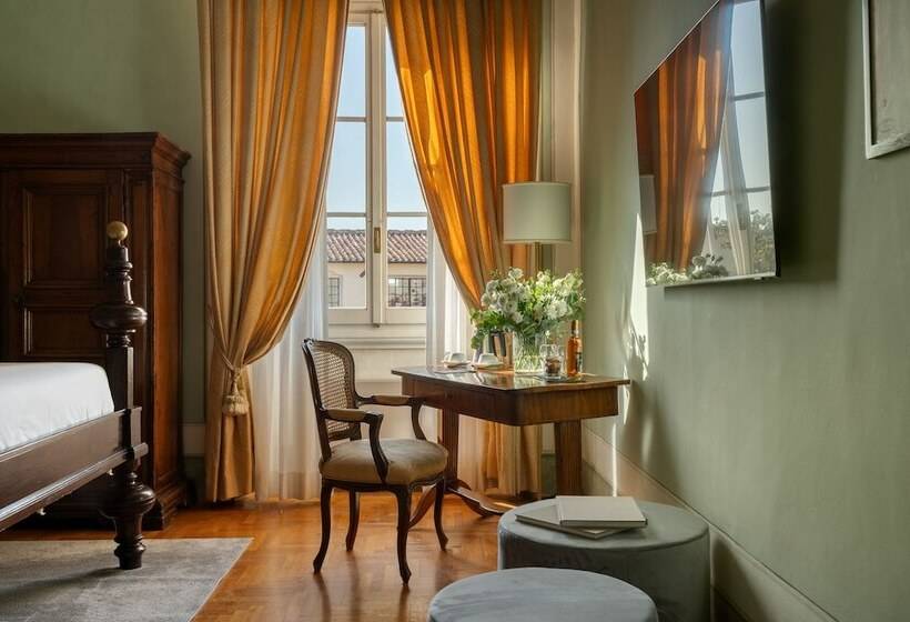 اتاق سوپریور, Loggiato Dei Serviti