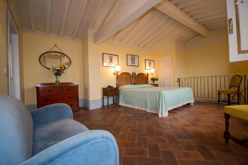 اتاق سوپریور, Loggiato Dei Serviti