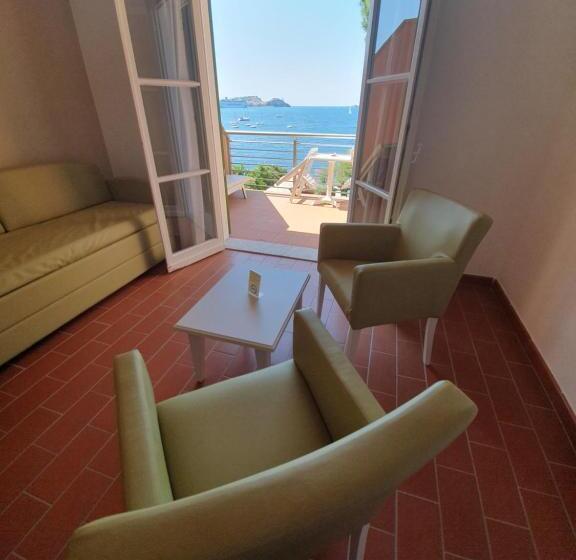 غرفة ديلوكس مطلّة علي البحر, Mare