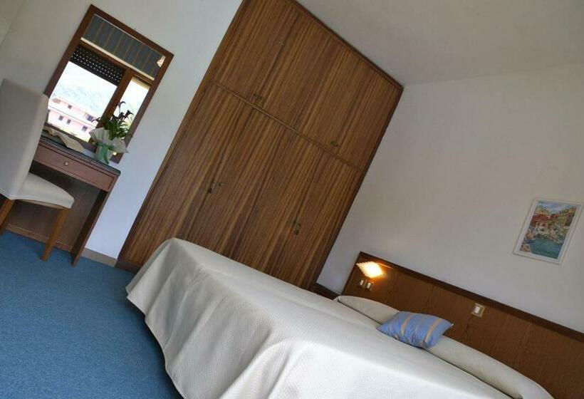 Трежместный Номер Economy, Marinella