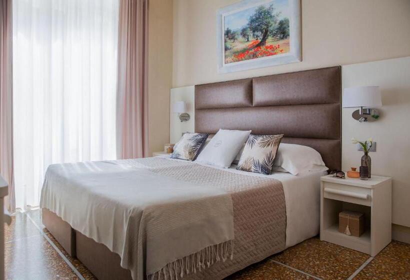 스탠다드 발코니 룸, Mediterraneo