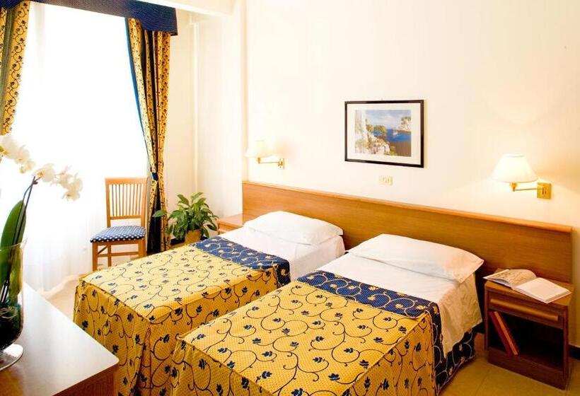 Семейный Номер, Mediterraneo