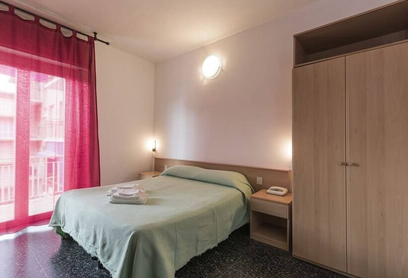 패밀리 룸, Palace