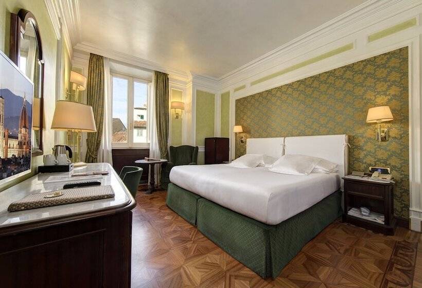 اتاق لوکس, Palazzo Montebello