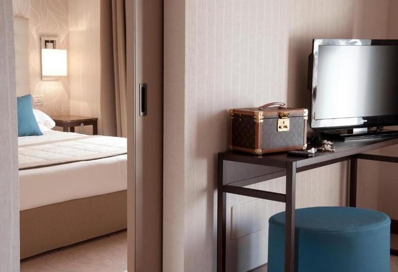 Полулюкс, Park