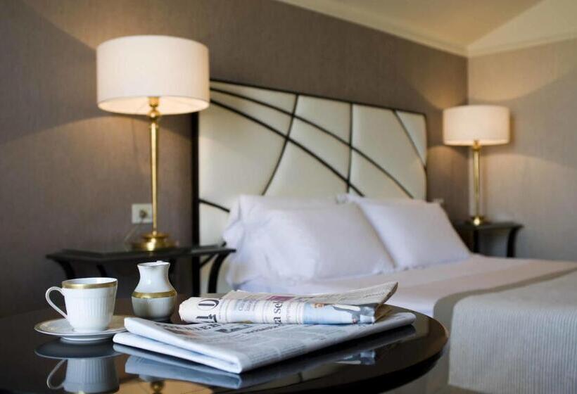 Полулюкс, Park