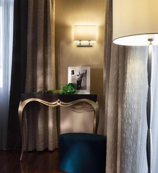 Полулюкс, Park