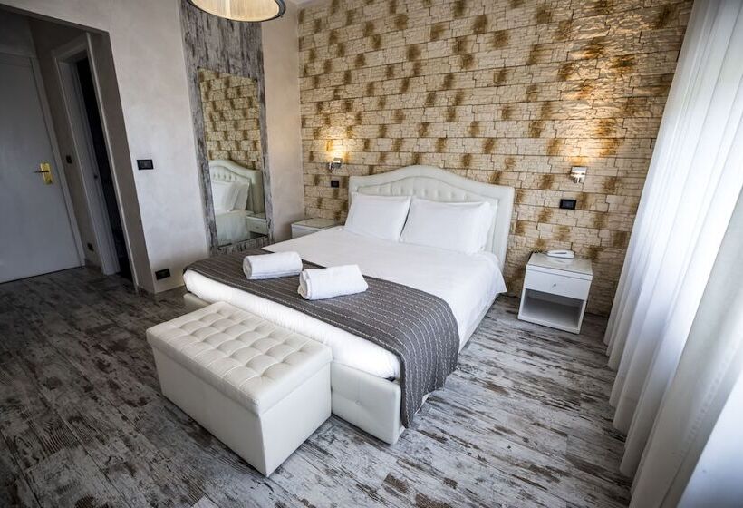 带园景的小型套房, Piccolo Hotel Allamano