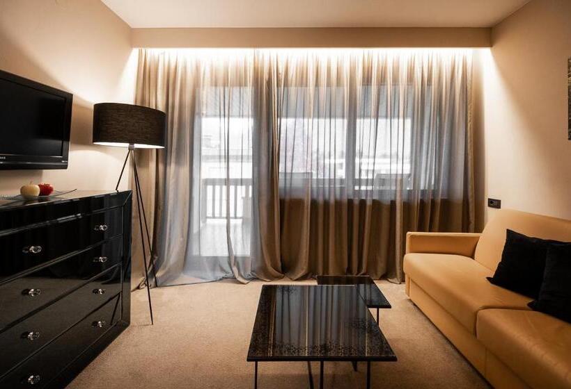 발코니가 있는 스위트, Pollinger