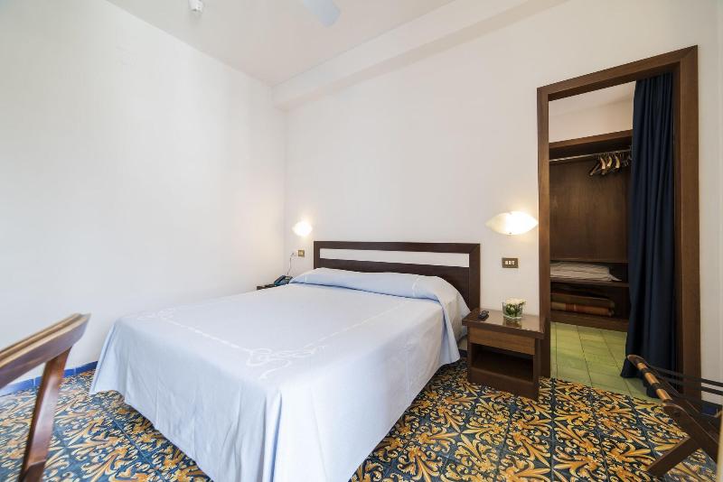 Номер Economy, Sole Splendid