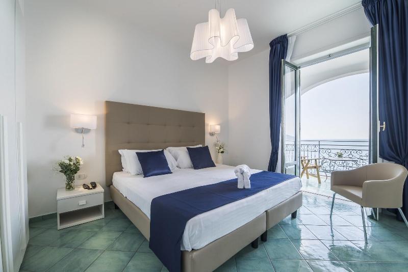 Семейный Номер Вид на Море, Sole Splendid