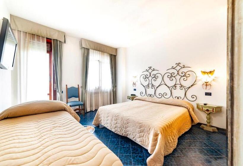 غرفة عائلية, Terme Don Pepe