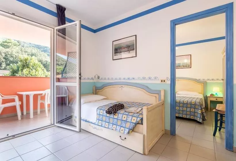 Camera Familiare, Th Ortano Ortano Mare Village