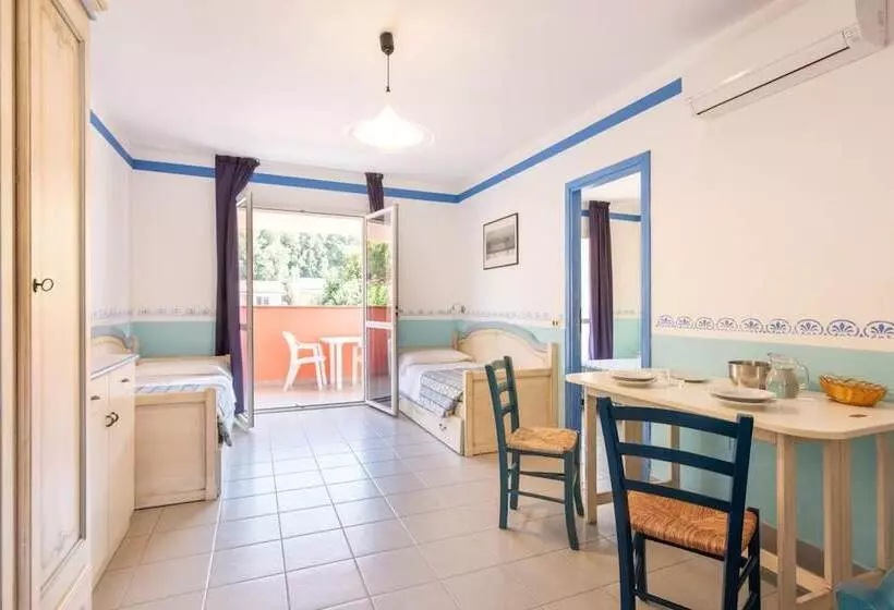 Camera Familiare, Th Ortano Ortano Mare Village