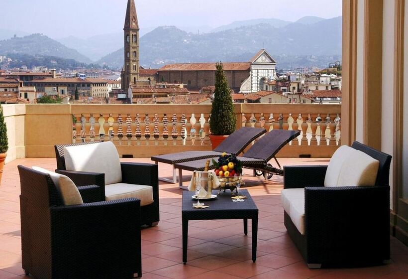 سوئیت با چشم‌انداز, The Westin Excelsior, Florence