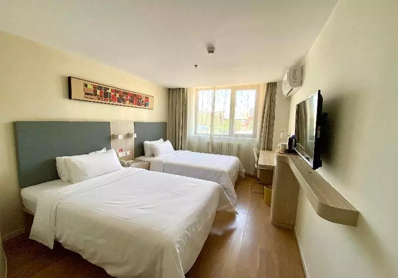 Standard Yhden Hengen Huone, Topazio