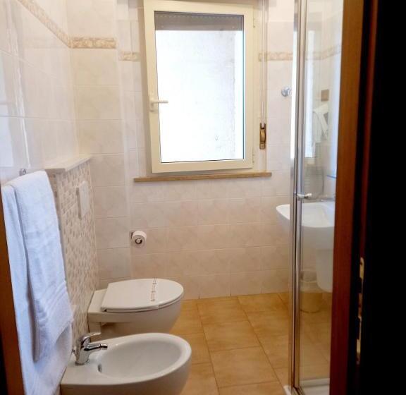 バルコニー付きスタンダードルーム, Torricella