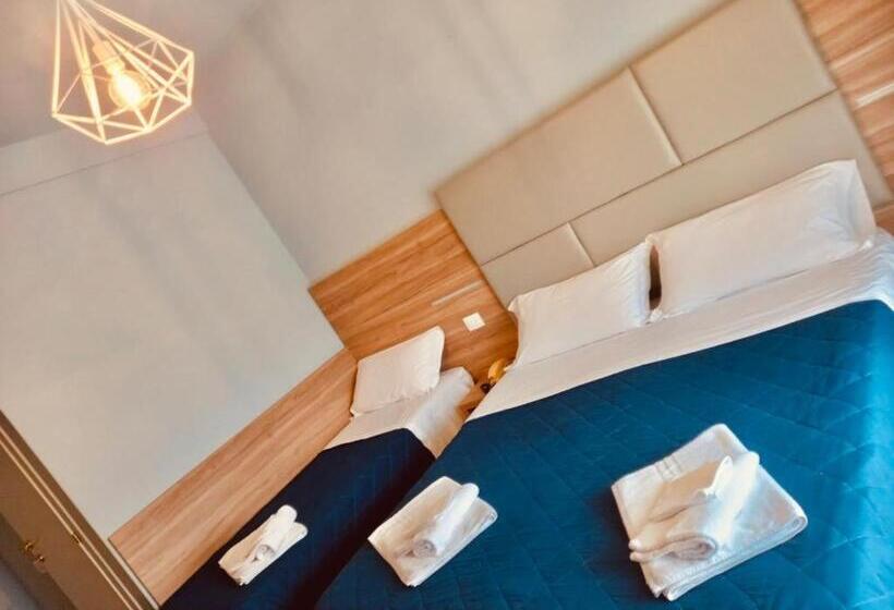 스탠다드 트리플 발코니 룸, Torricella