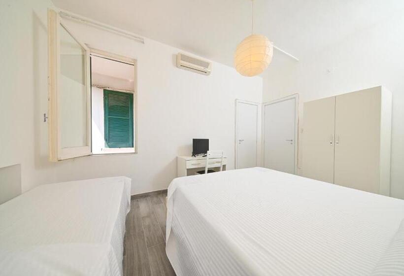 Номер Стандарт Трехместный, Villa Diana   Beach & Rooms