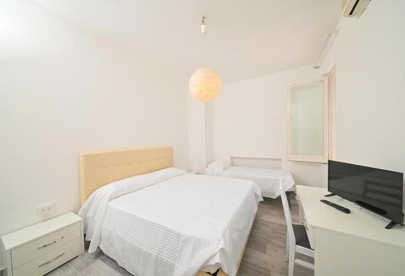 غرفة قياسية ثلاثية, Villa Diana   Beach & Rooms