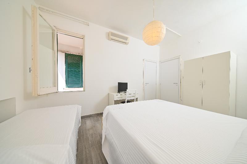 غرفة قياسية ثلاثية, Villa Diana   Beach & Rooms