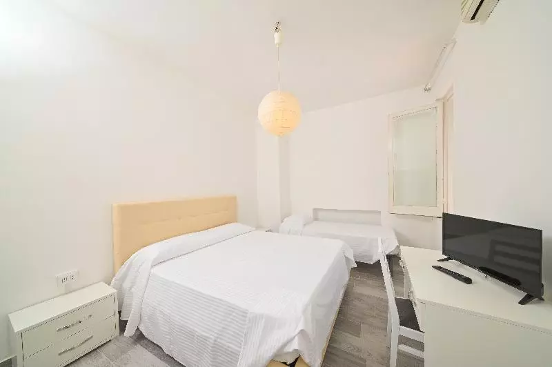 Standard Kolmen Hengen Huone, Villa Diana Beach & Rooms