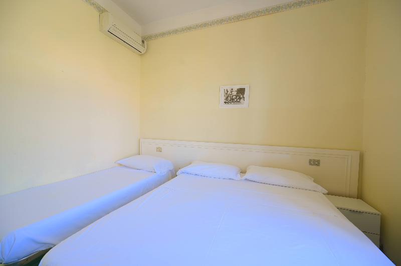 Номер Стандарт Трехместный, Villa Diana   Beach & Rooms