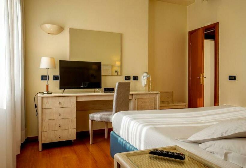 اتاق سوپریور, Best Western Hotel Globus
