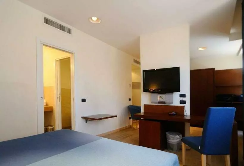 スタンダード5人部屋, Best Western Hotel Globus