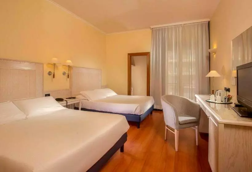 スタンダード４人部屋, Best Western Hotel Globus