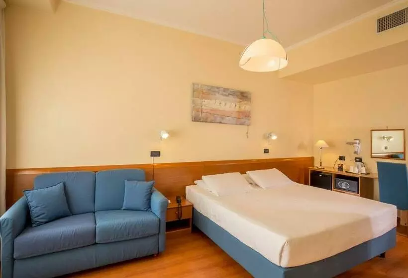 スタンダードトリプルルーム, Best Western Hotel Globus