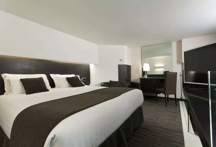 سوییت جونیور, Best Western Plus Hotel Universo