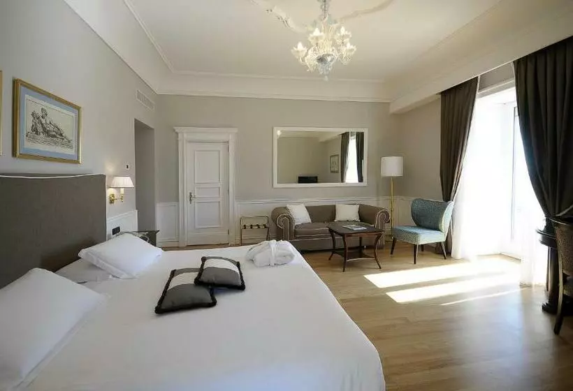 オーシャンビュースイート, Grand Hotel Santa Lucia