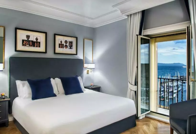 オーシャンビュースイート, Grand Hotel Santa Lucia