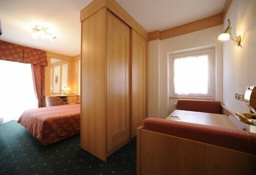 Номер Superior, Arnika