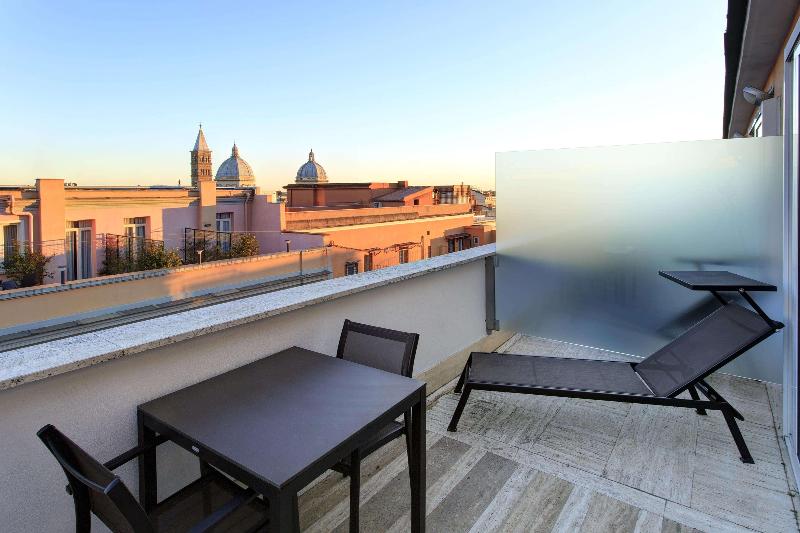 اتاق سوپریور با تخت بزرگ, Best Western Plus Hotel Universo